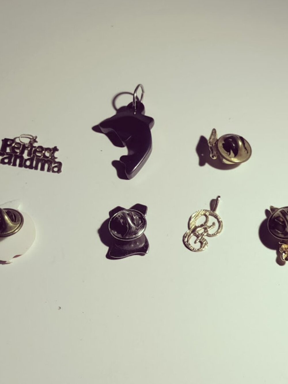 Mixed Novelty Lapel Pin Brooch Lot - Picture 2 of 2